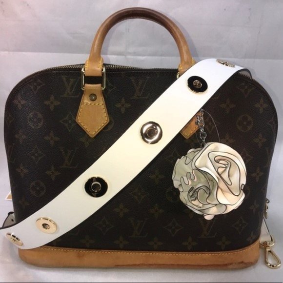 NWT MICHAEL KORS Studded Leather Shoulder Strap - Picture 7 of 8